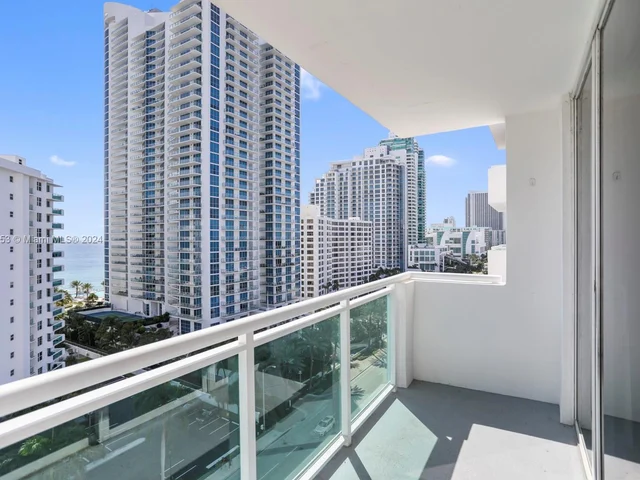 3000 S Ocean Dr # 1110, Hollywood FL 33019