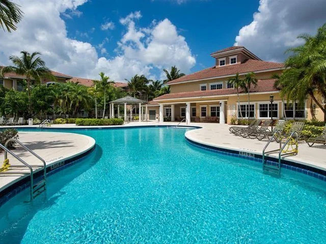 6434 Emerald Dunes Dr # 202, West Palm Beach FL 33411