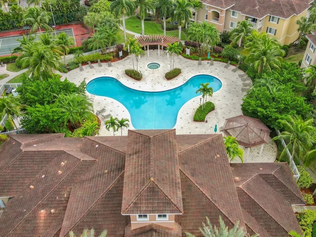 6434 Emerald Dunes Dr # 202, West Palm Beach FL 33411