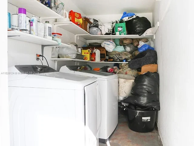 1124 NW 18th Ct, Fort Lauderdale FL 33311