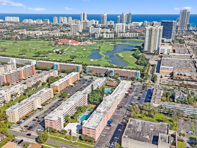 180 NE 12th Ave # 12E, Hallandale Beach FL 33009