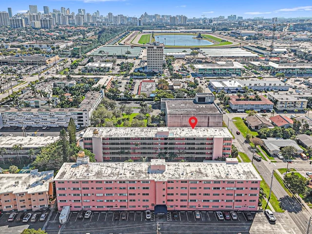 180 NE 12th Ave # 12E, Hallandale Beach FL 33009
