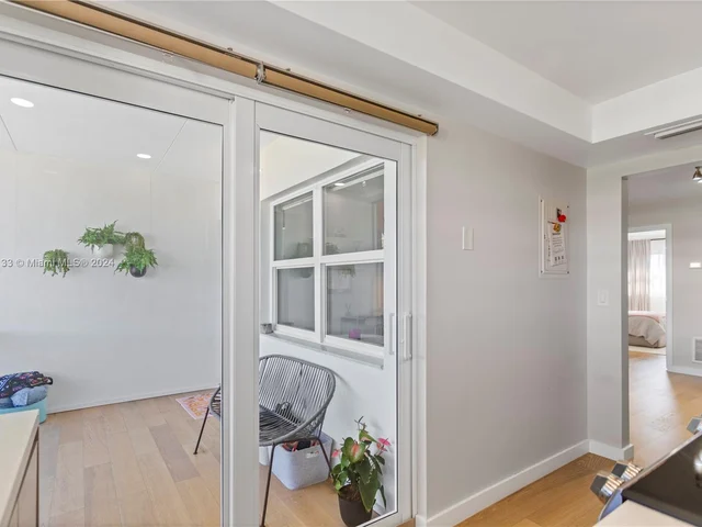 180 NE 12th Ave # 12E, Hallandale Beach FL 33009