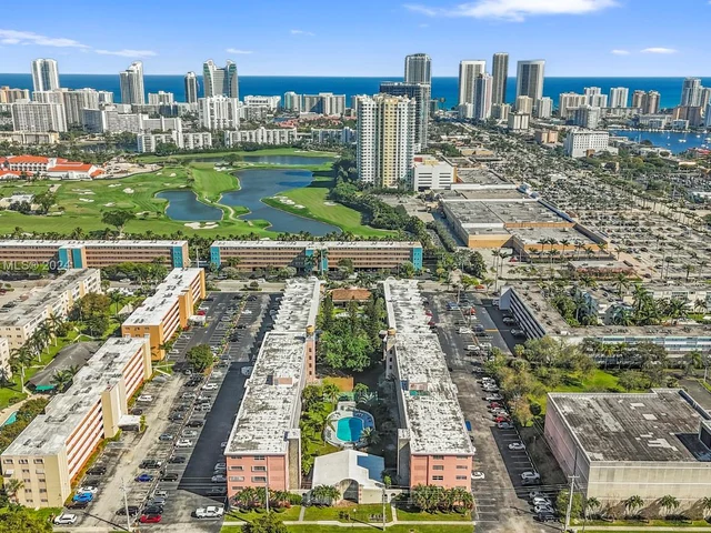 180 NE 12th Ave # 12E, Hallandale Beach FL 33009