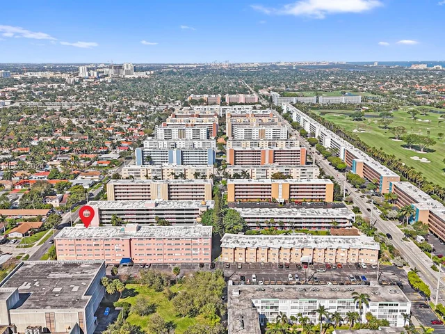 180 NE 12th Ave # 12E, Hallandale Beach FL 33009