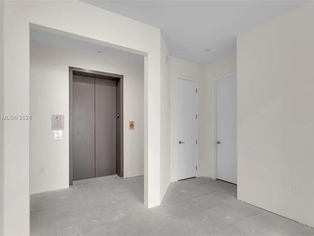 275 Giralda Ave # 6B, Coral Gables FL 33134