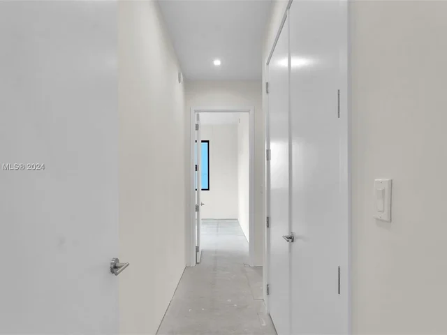 275 Giralda Ave # 6B, Coral Gables FL 33134