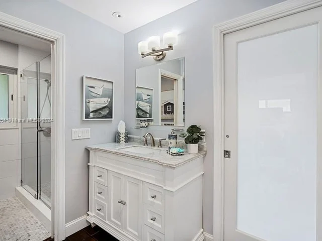 2200 SE 19 St, Fort Lauderdale FL 33316