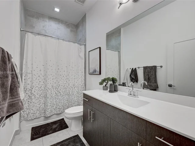 4944 Whispering Way # 4944, Dania Beach FL 33312