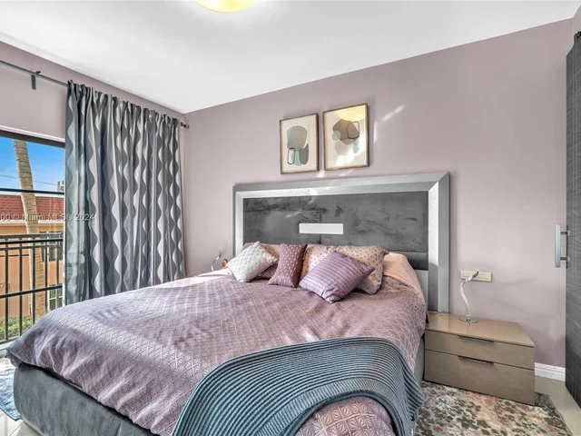 2401 N Ocean Blvd # 303, Fort Lauderdale FL 33305