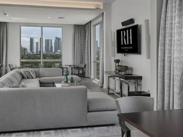 1170 NW 11th St # 229, Miami FL 33136