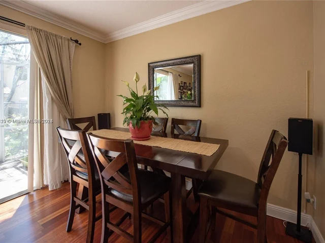 9008 NW 54th St # 9008, Sunrise FL 33351