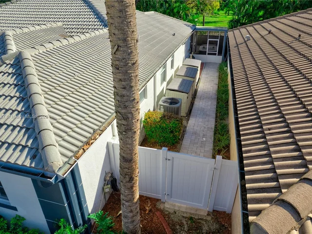 3720 Country Vista Way, Lake Worth FL 33467