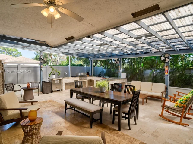 3720 Country Vista Way, Lake Worth FL 33467