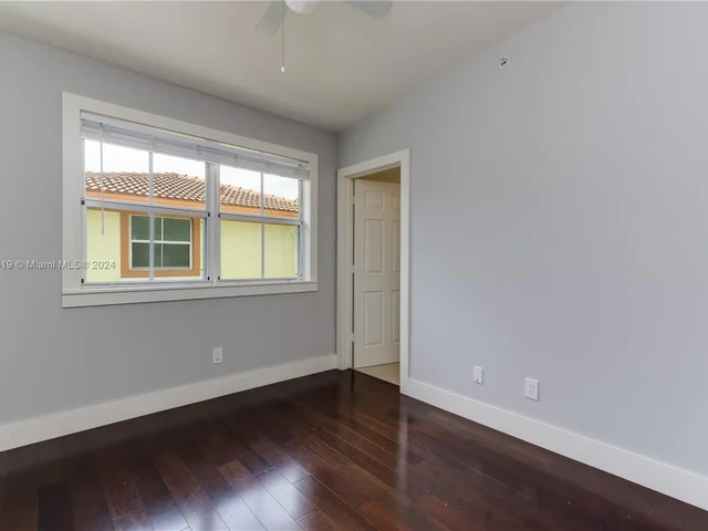 623 NE 8th Ave, Fort Lauderdale FL 33304