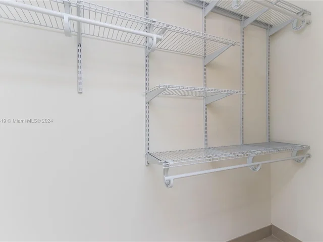 623 NE 8th Ave, Fort Lauderdale FL 33304