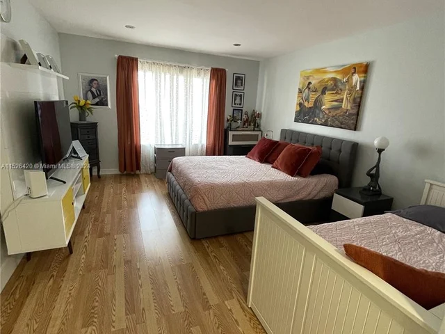 1744 NW 71st Ave # 117, Plantation FL 33313