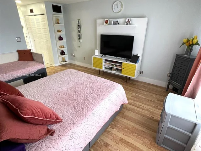 1744 NW 71st Ave # 117, Plantation FL 33313