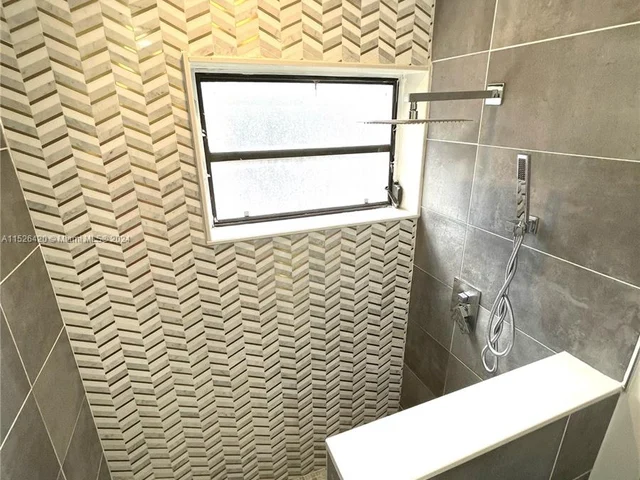 1744 NW 71st Ave # 117, Plantation FL 33313