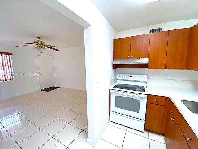 11195 SW 1st St APT 119 # 119, Sweetwater FL 33174