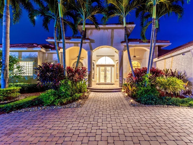 2491 Provence Cir, Weston FL 33327