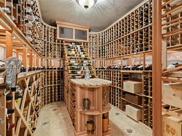 2491 Provence Cir, Weston FL 33327