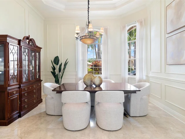 2491 Provence Cir, Weston FL 33327