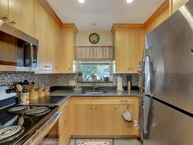 2870 NE 14th St Cswy # 203C, Pompano Beach FL 33062