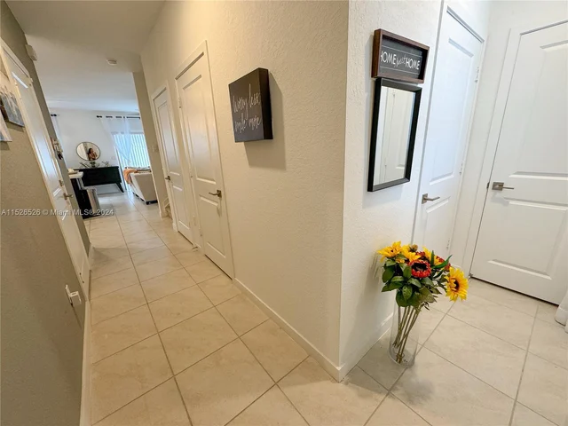 1714 SE 9th Ave, Homestead FL 33034