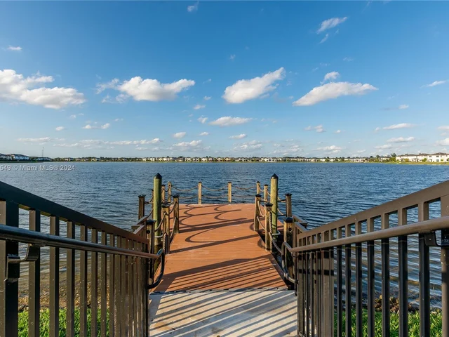 8814 NW 154th Ter, Miami Lakes FL 33018