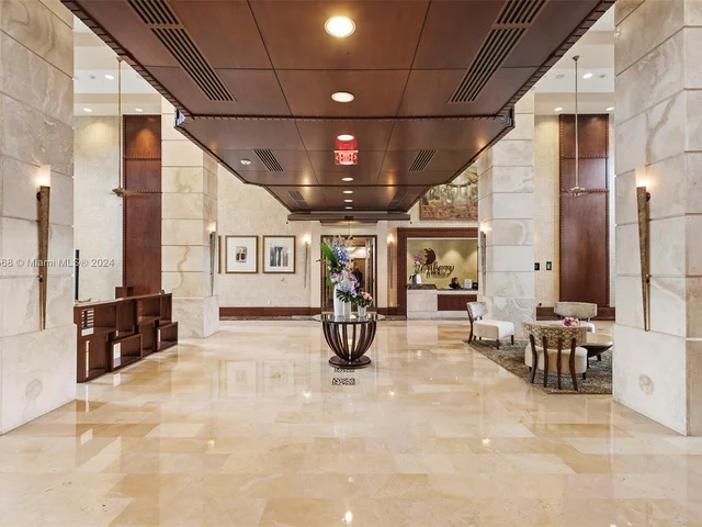 19501 W Country Club Dr # 715, Aventura FL 33180