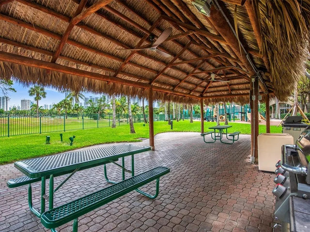 19501 W Country Club Dr # 715, Aventura FL 33180