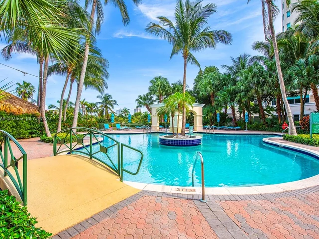 19501 W Country Club Dr # 715, Aventura FL 33180