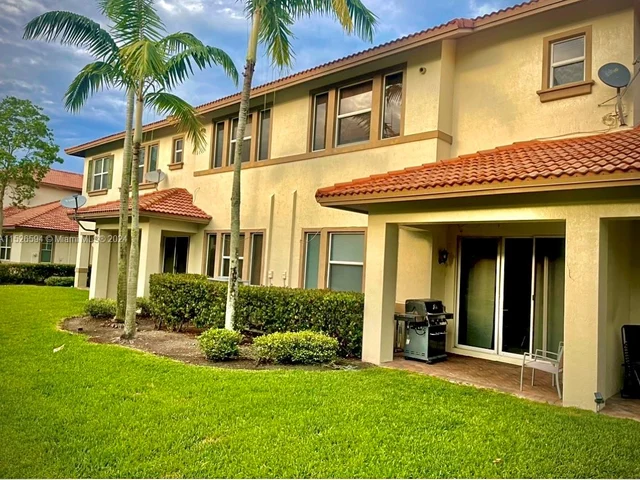 6054 NW 116th Dr, Coral Springs FL 33076