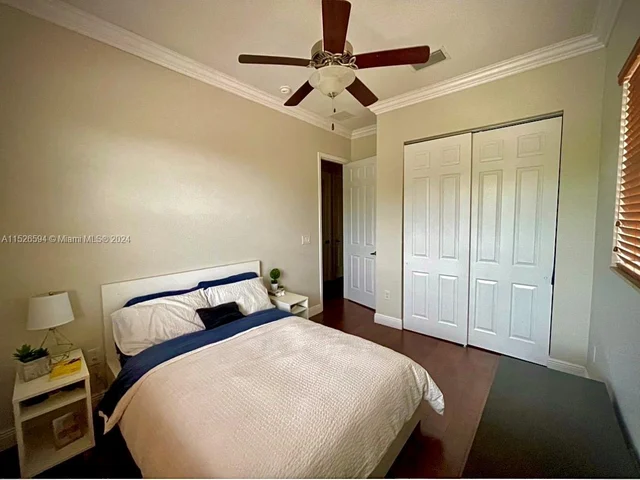 6054 NW 116th Dr, Coral Springs FL 33076