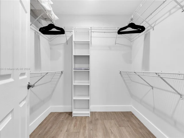 617 NW 30th Ct, Wilton Manors FL 33311