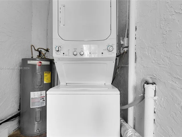 617 NW 30th Ct, Wilton Manors FL 33311