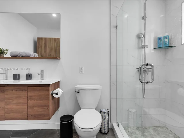 617 NW 30th Ct, Wilton Manors FL 33311