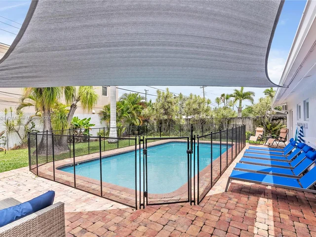 617 NW 30th Ct, Wilton Manors FL 33311