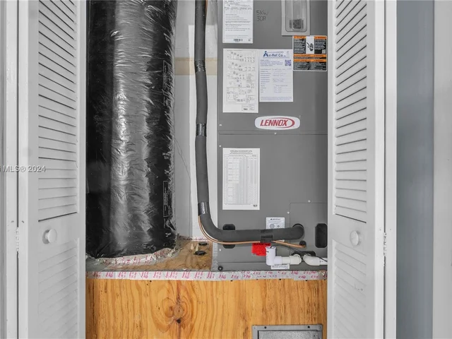 1227 N E St, Lake Worth FL 33460