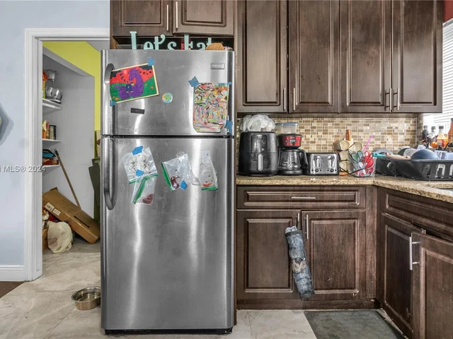 1227 N E St, Lake Worth FL 33460