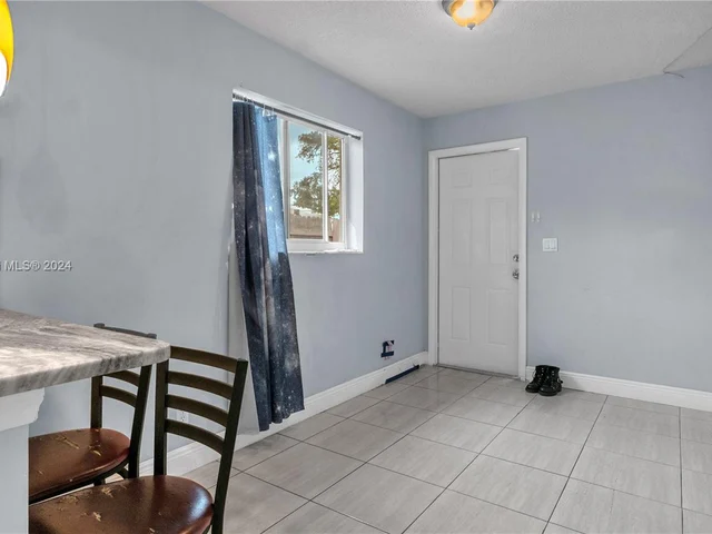 1227 N E St, Lake Worth FL 33460