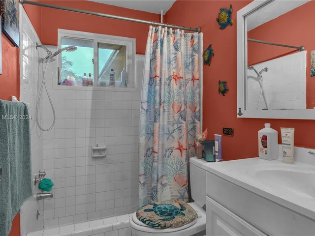 1227 N E St, Lake Worth FL 33460