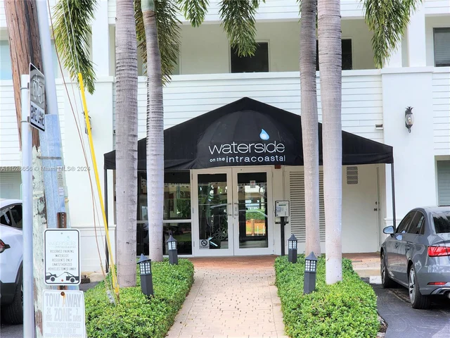 2881 NE 32nd St # 318, Fort Lauderdale FL 33306