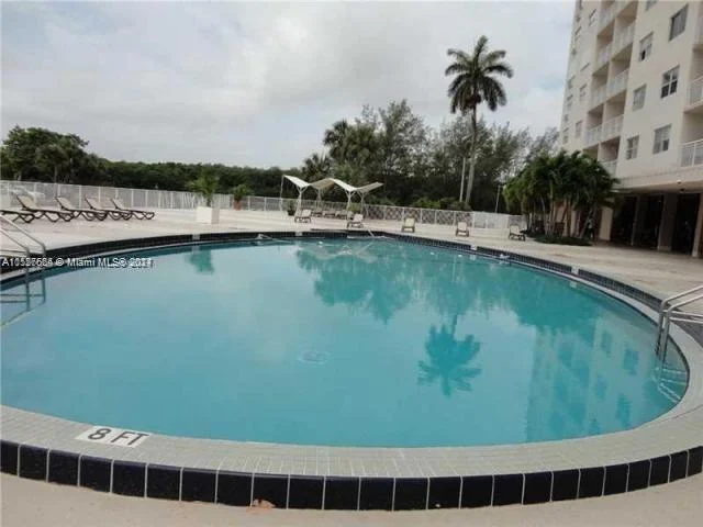 400 Kings Point Dr # 224, Sunny Isles Beach FL 33160