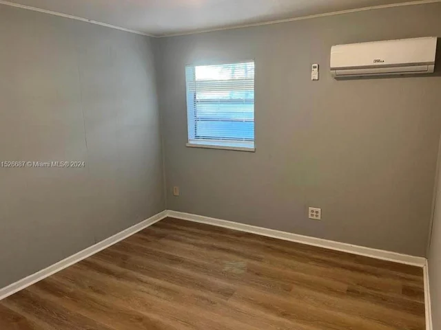 6420 Washington St, Hollywood FL 33023