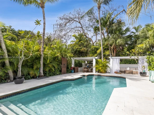 643 NE 69th St, Miami FL 33138