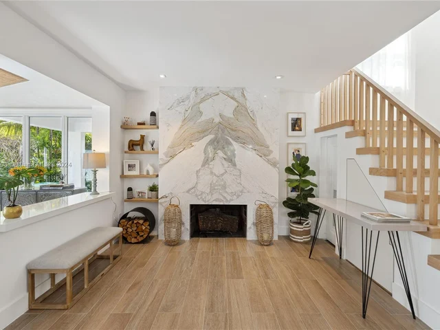 643 NE 69th St, Miami FL 33138