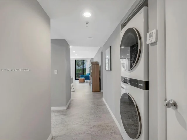 2900 NE 14th St Cswy # 102, Pompano Beach FL 33062