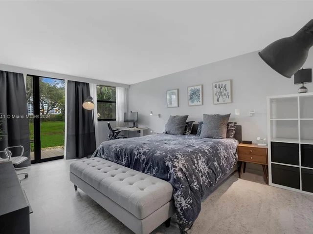 2900 NE 14th St Cswy # 102, Pompano Beach FL 33062